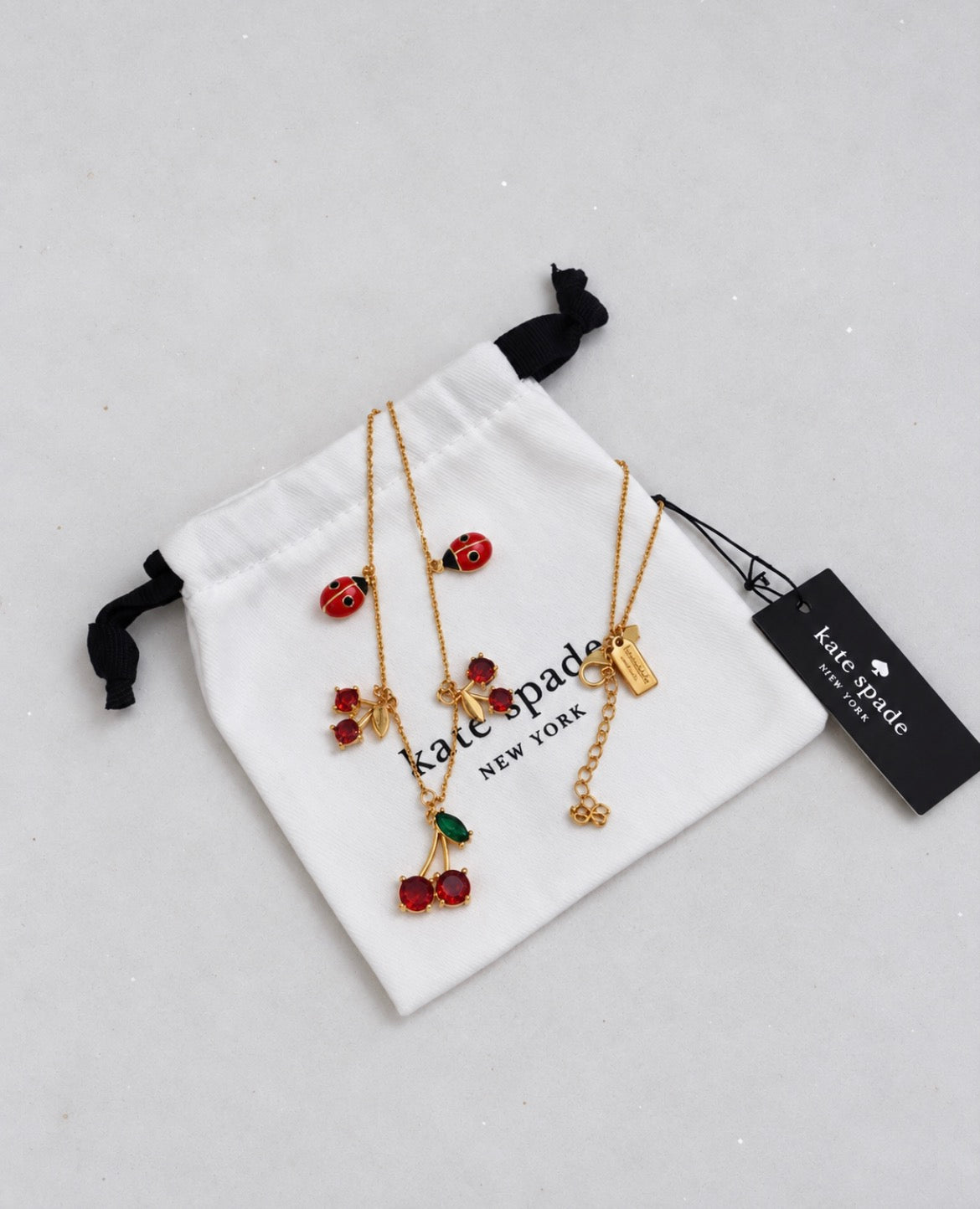 Kate Spade New York Cherry Necklace – Златисто колие с черешки