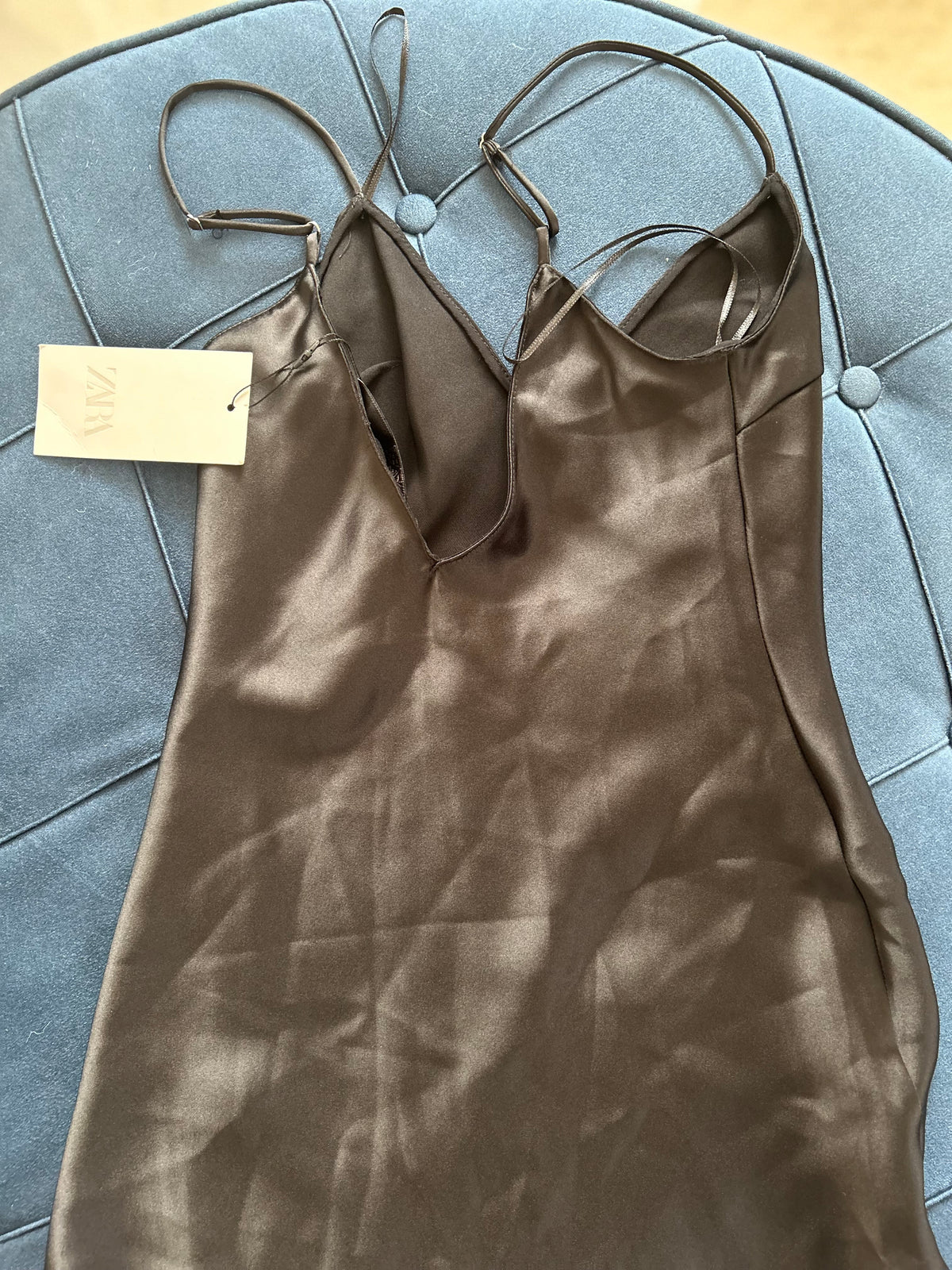 Елегантна ZARA satin slip dress