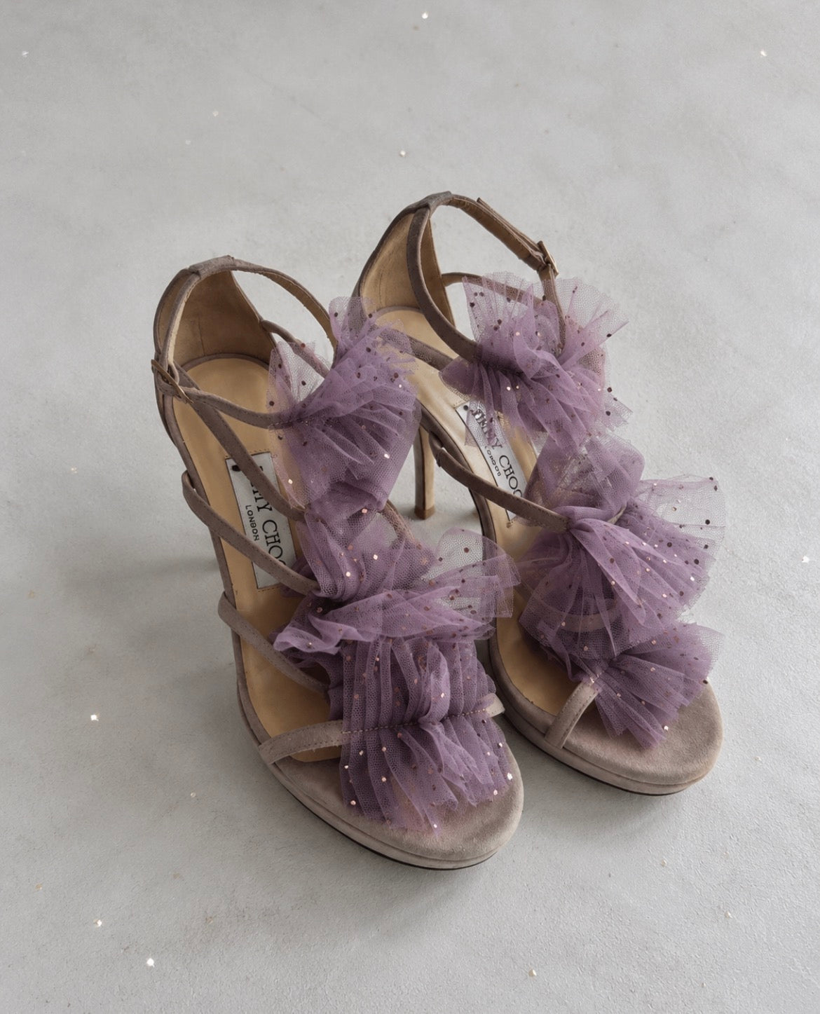 Jimmy Choo дизайнерски сандали на ток с лилав тюл и кристали