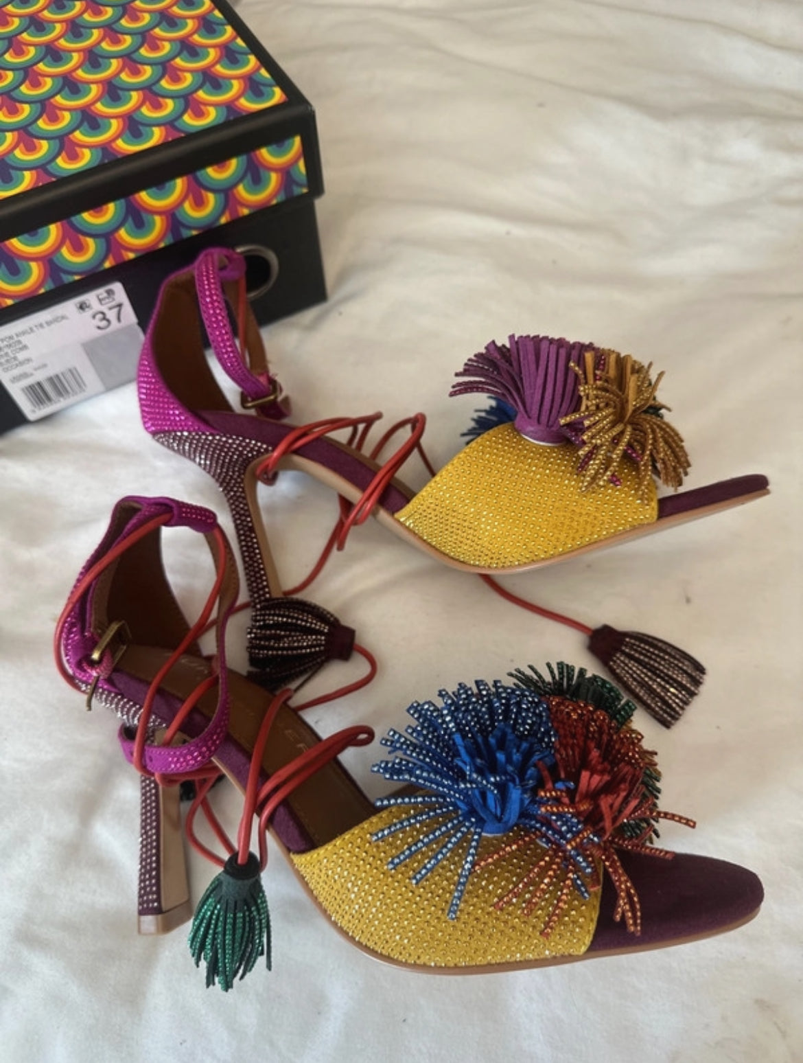 Сандали с ток Kurt Geiger Pom Pom Ankle Tie от естествен велур