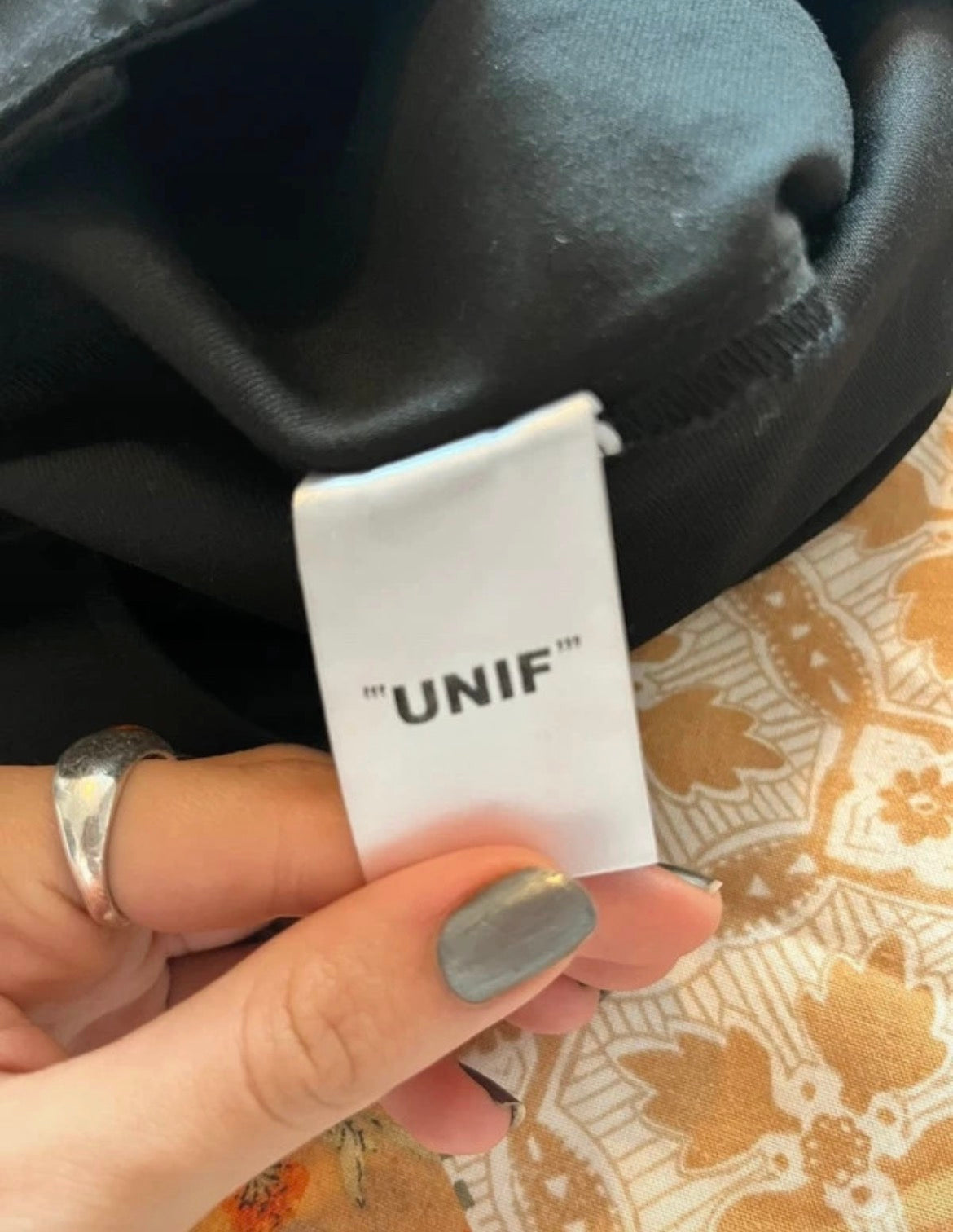 UNIF Collins Safety Pin Mini пола