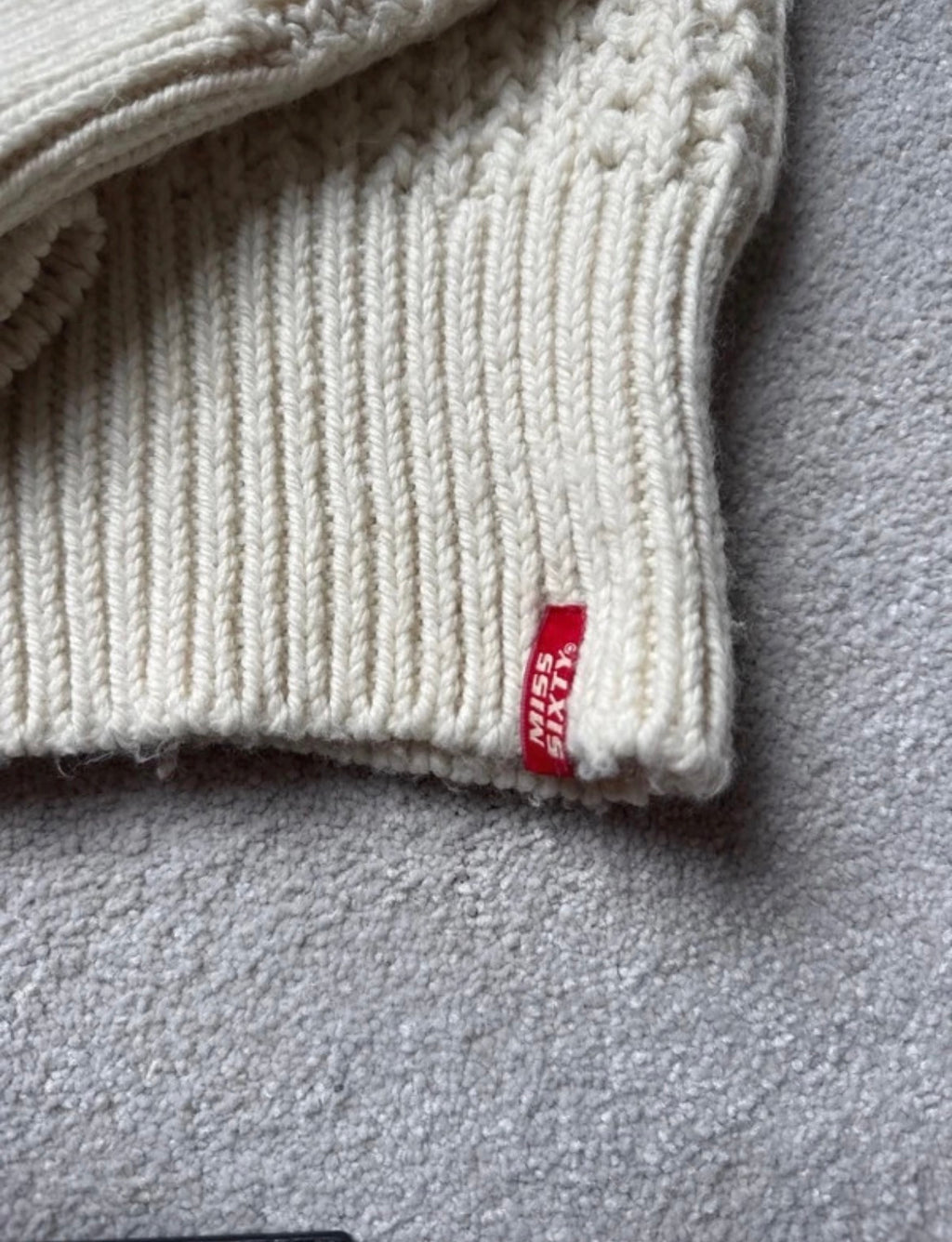 Vintage 90s Miss Sixty “LOVE” Wool Roll-Neck пуловер