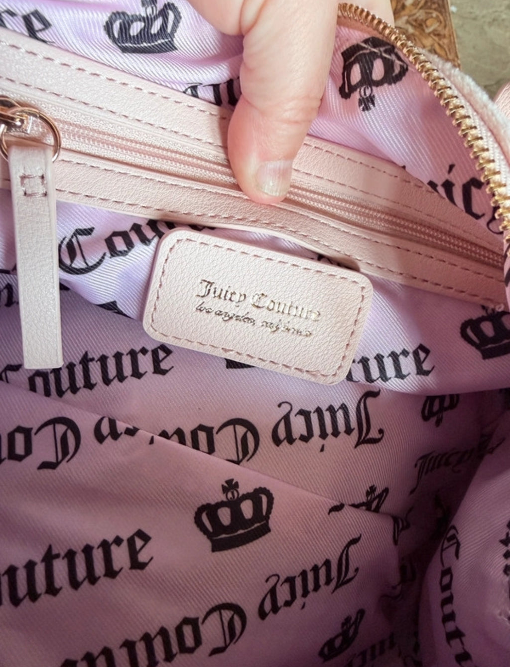 Чанта Juicy Couture “Spill the Juicy Tea” Velour Satchel