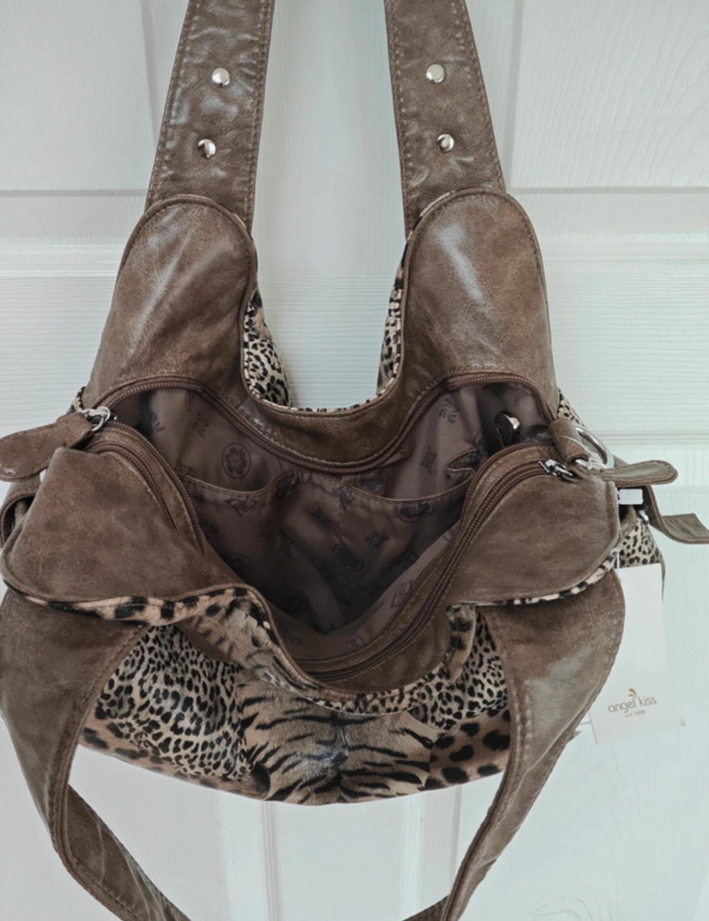 Angel Kiss leopard print hobo чанта