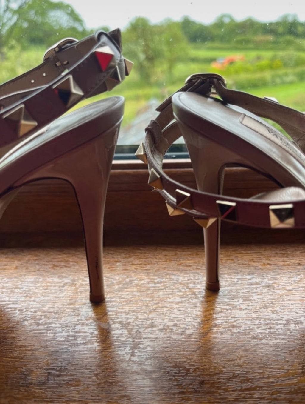 Valentino Garavani Rockstuds обувки на ток - 38