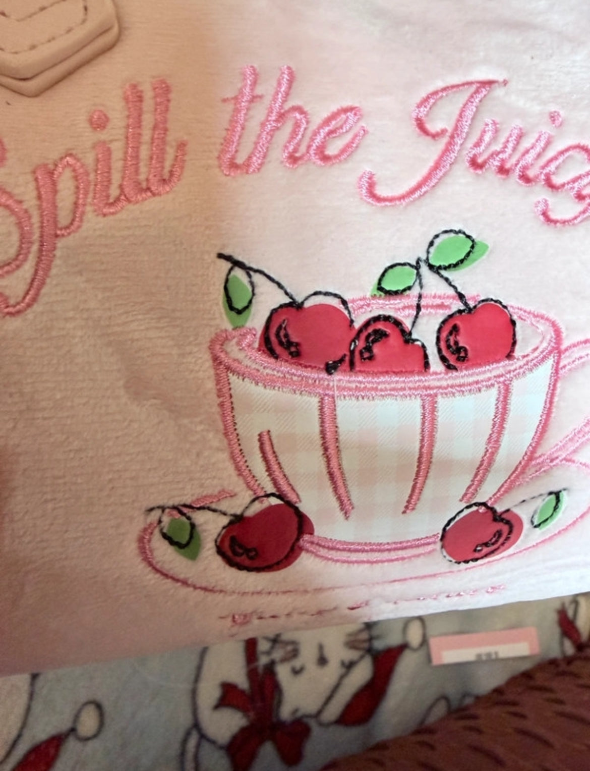 Чанта Juicy Couture “Spill the Juicy Tea” Velour Satchel