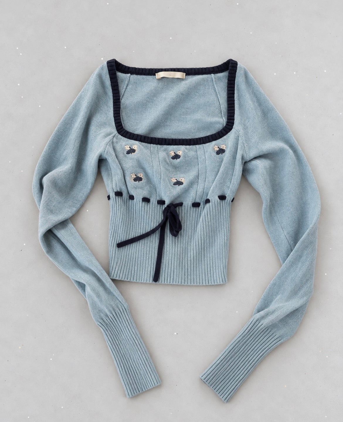 Kimchi Blue Embroidered Knit топ