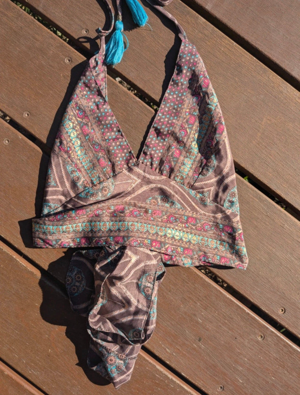 Paisley копринен halter топ