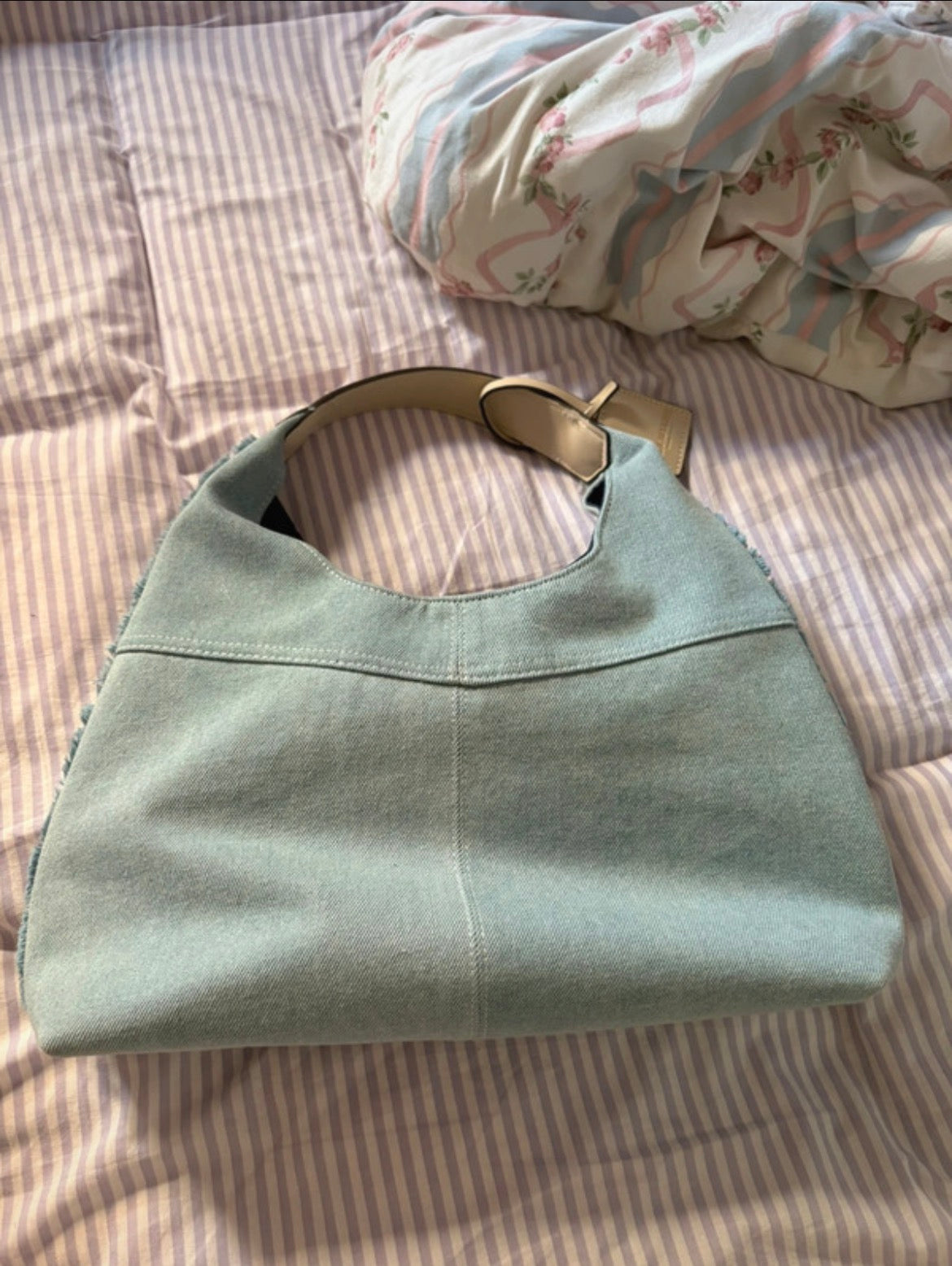 True Religion Y2K Light Wash Denim Hobo чанта