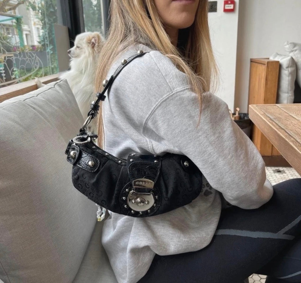 Vintage GUESS Monogram Mini Shoulder чанта