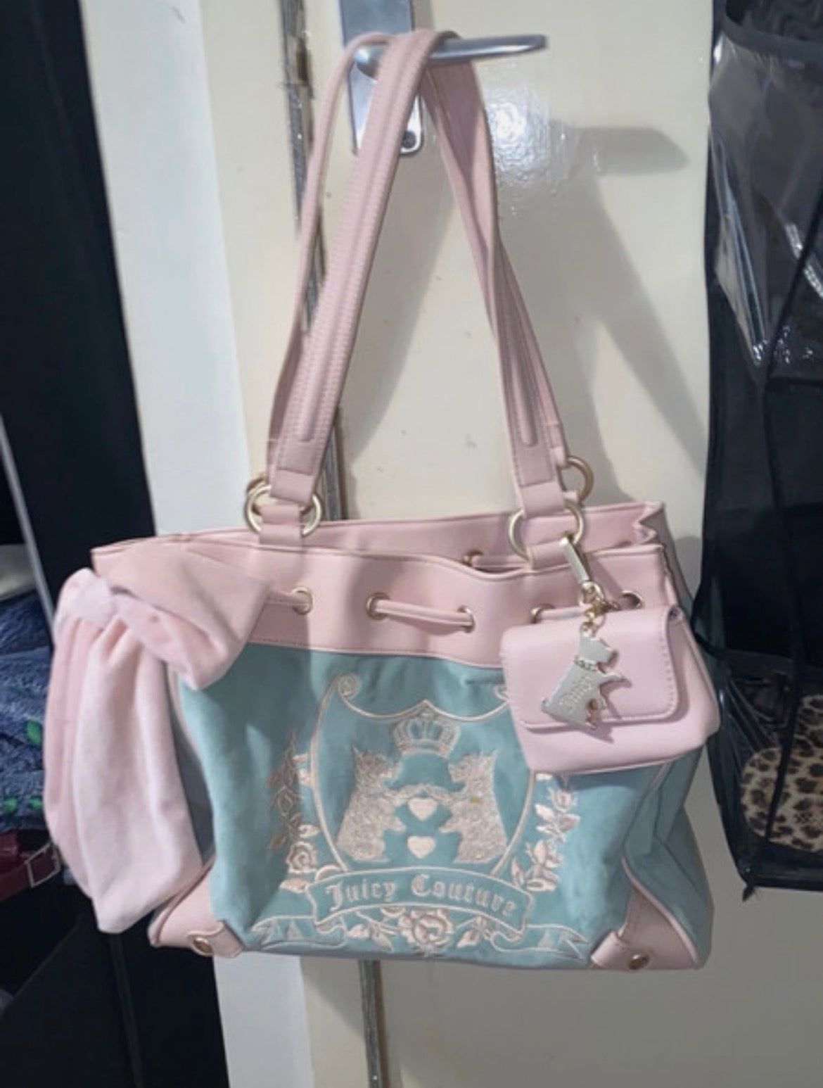 Juicy Couture Daydreamer чанта в розово и тюркоазено