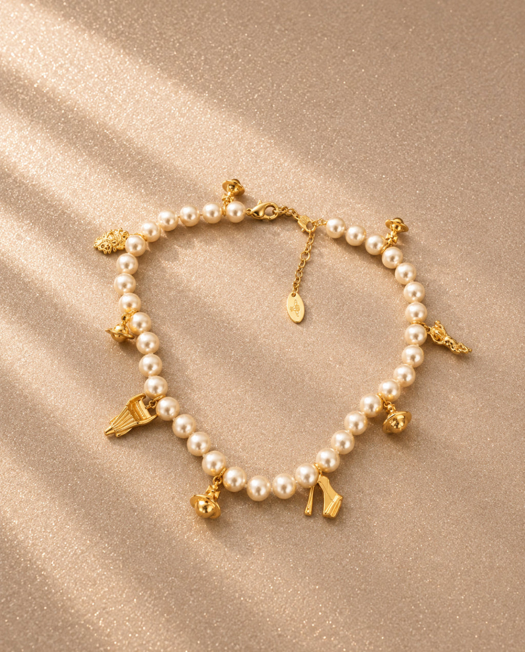 Колие Vivienne Westwood Charms & Pearls