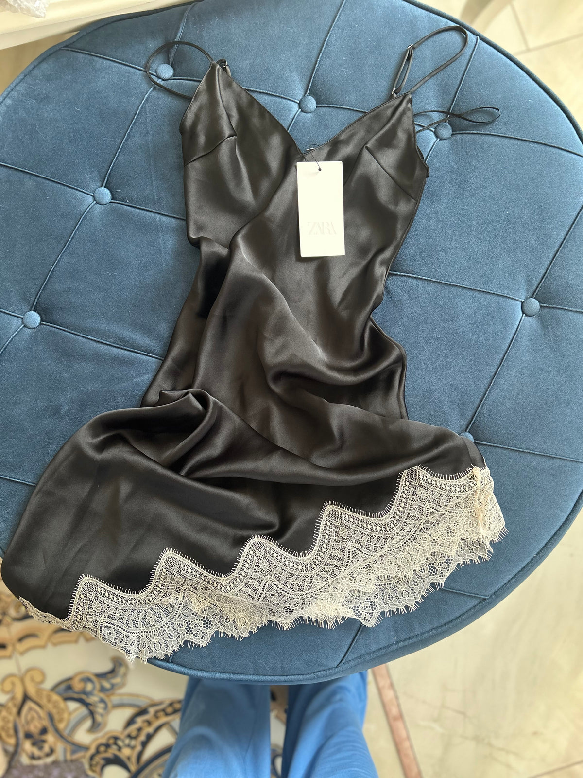 Елегантна ZARA satin slip dress