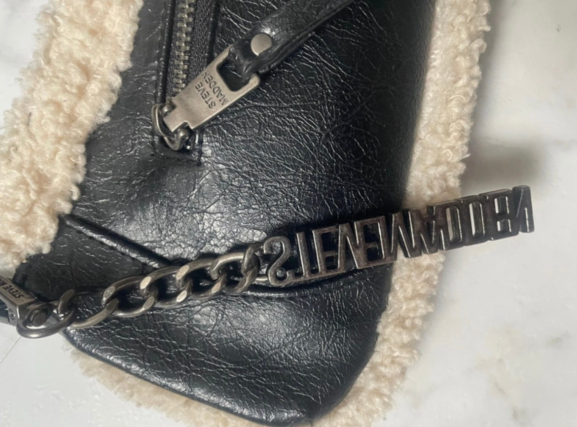 Steve Madden Y2K Faux Fur Shoulder чанта