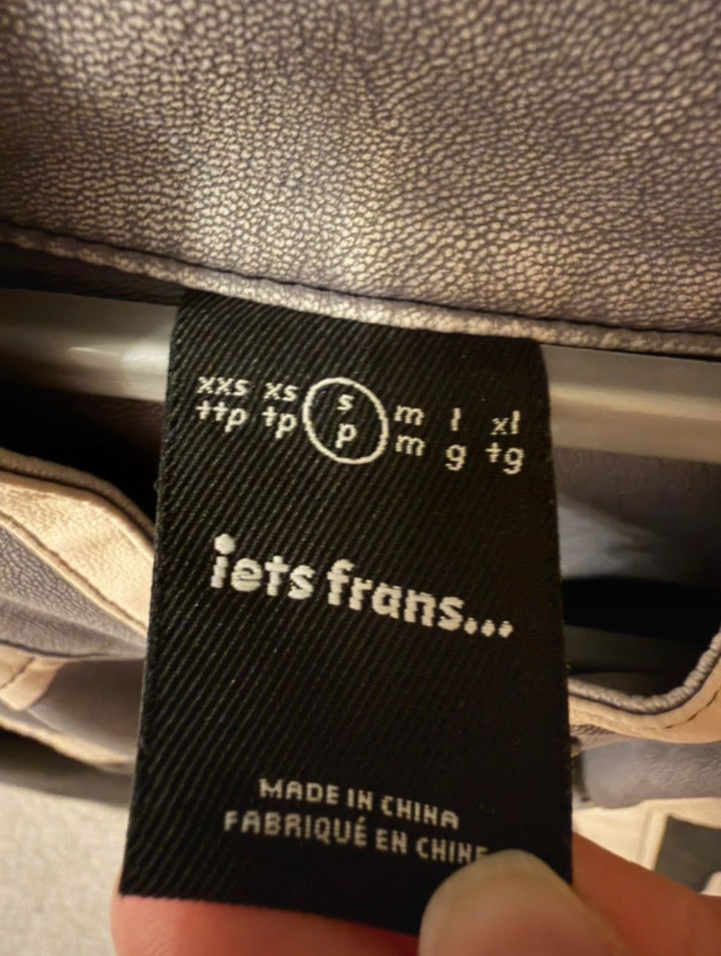 iets frans… by Urban Outfitters biker яке