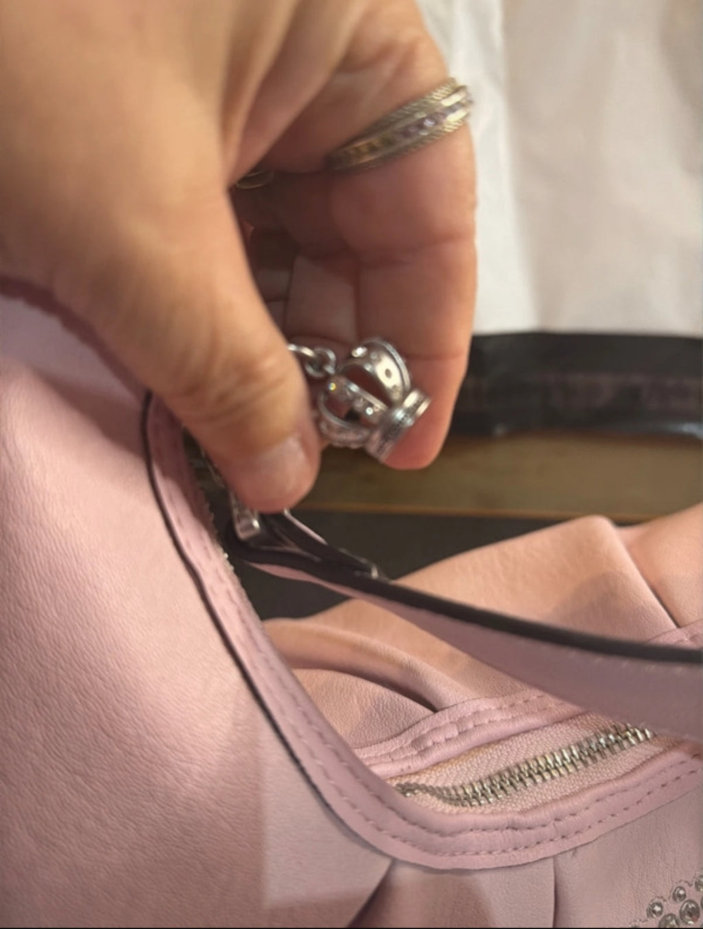 Чанта Juicy Couture Crown Hobo