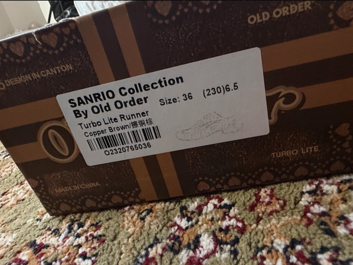 Супер редки Old Order × Hello Kitty маратонки