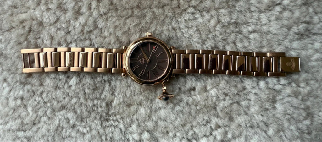 Vivienne Westwood Mother Orb часовник в rose-gold нюанс