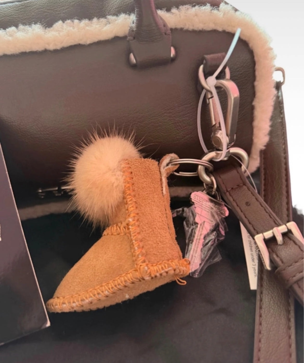 Чанта Steve Madden с teddy акценти