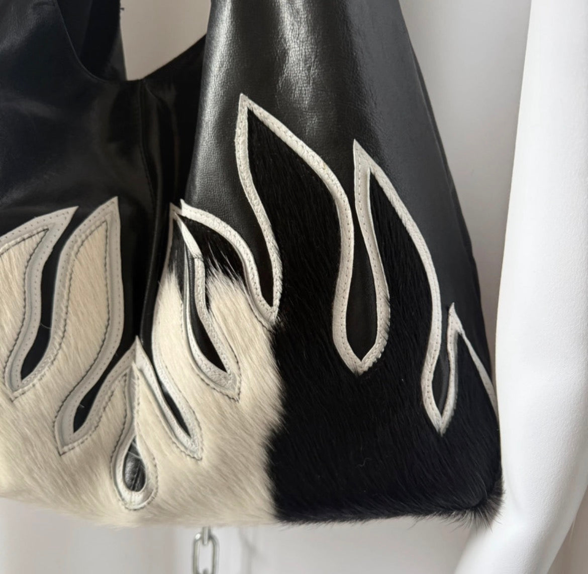 Vintage Flame Hobo чанта с естествен косъм