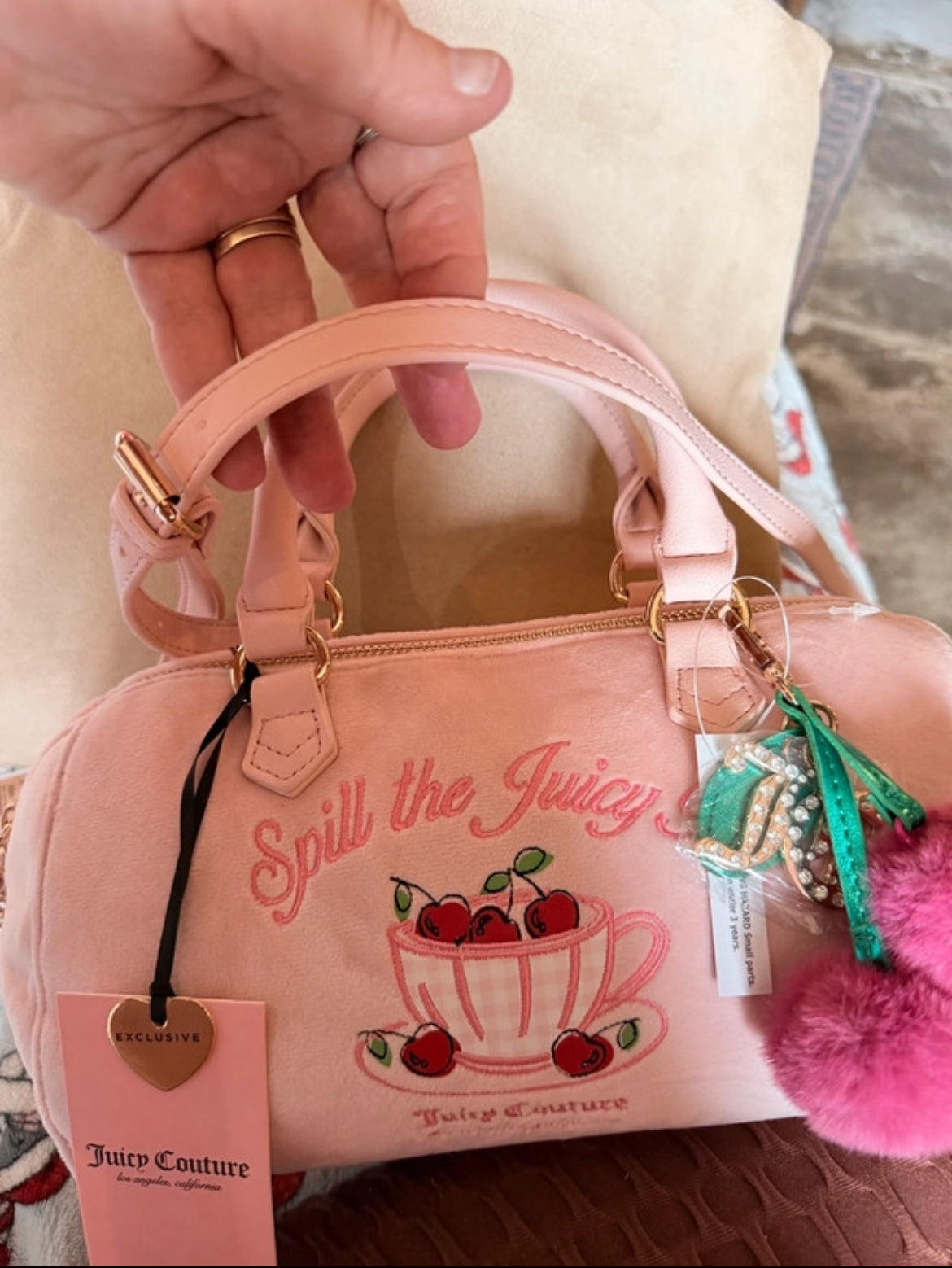 Чанта Juicy Couture “Spill the Juicy Tea” Velour Satchel