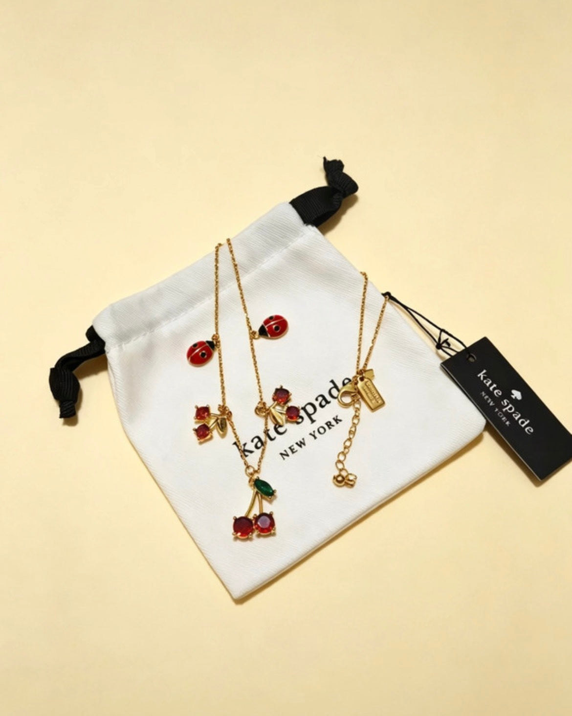 Kate Spade New York Cherry Necklace – Златисто колие с черешки
