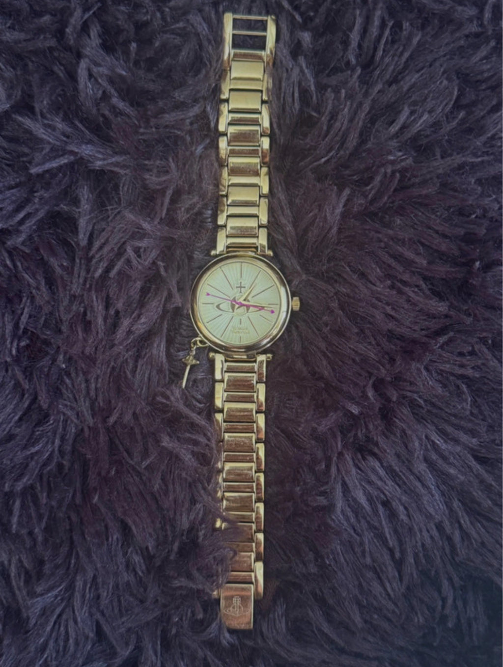 Vivienne Westwood златист часовник