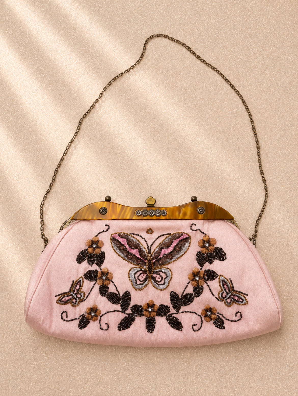 Vintage Y2K pink beaded чанта с пеперуда