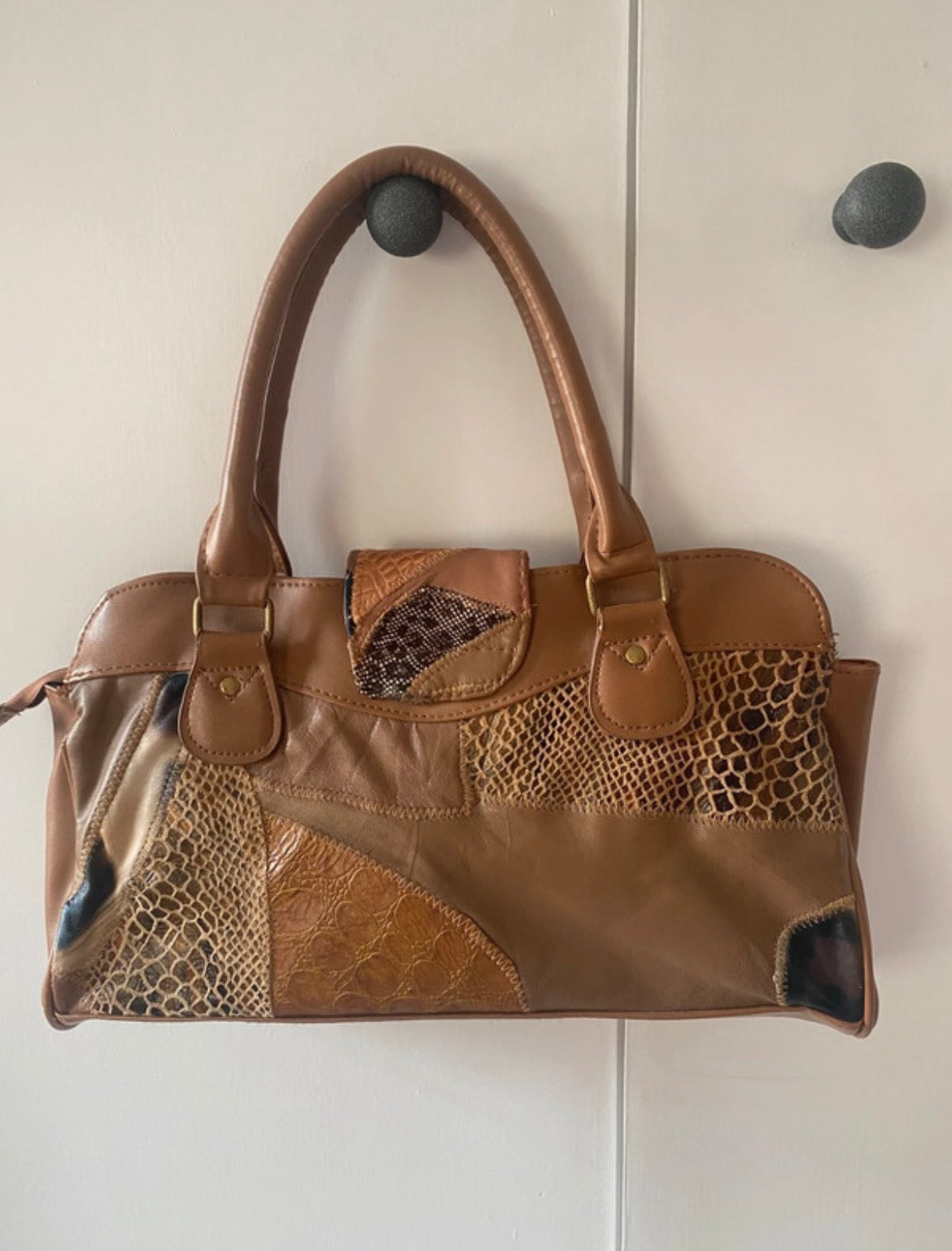 Rosa Benini Y2K Patchwork Bowling Bag – винтидж чанта с животински принтове