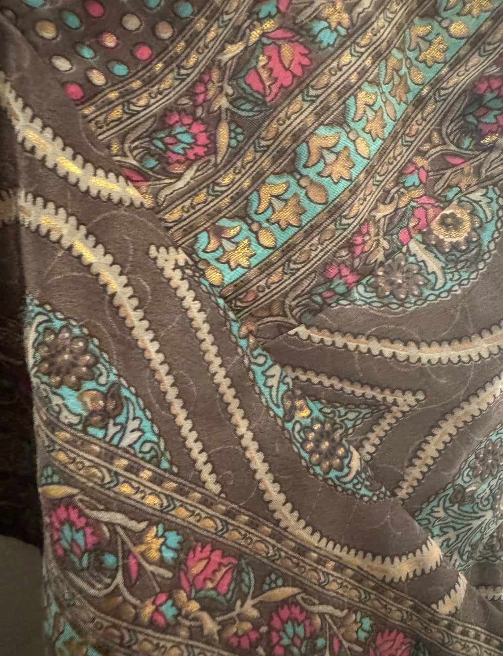 Paisley копринен halter топ