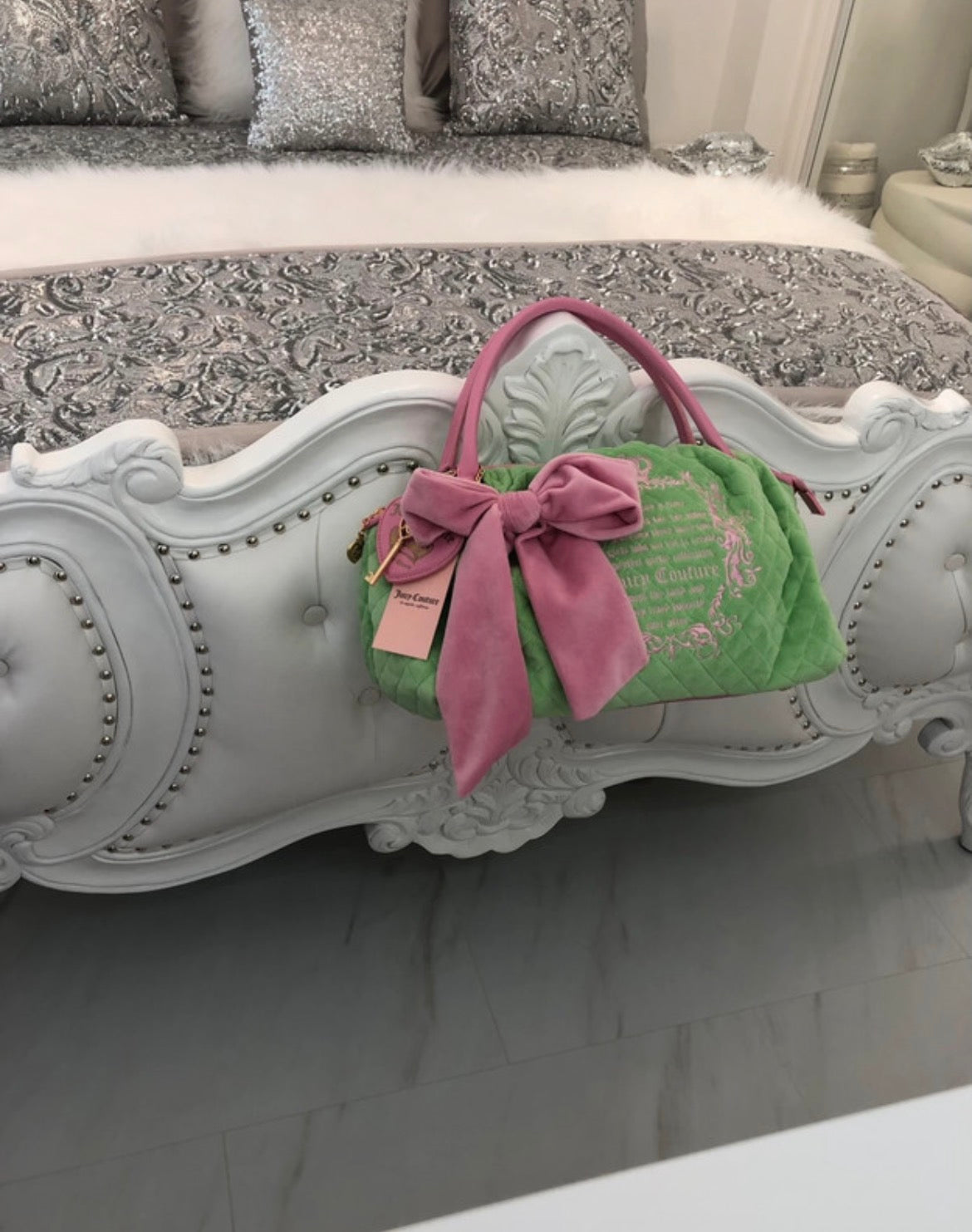 Juicy Couture Retro Green Bowler чанта