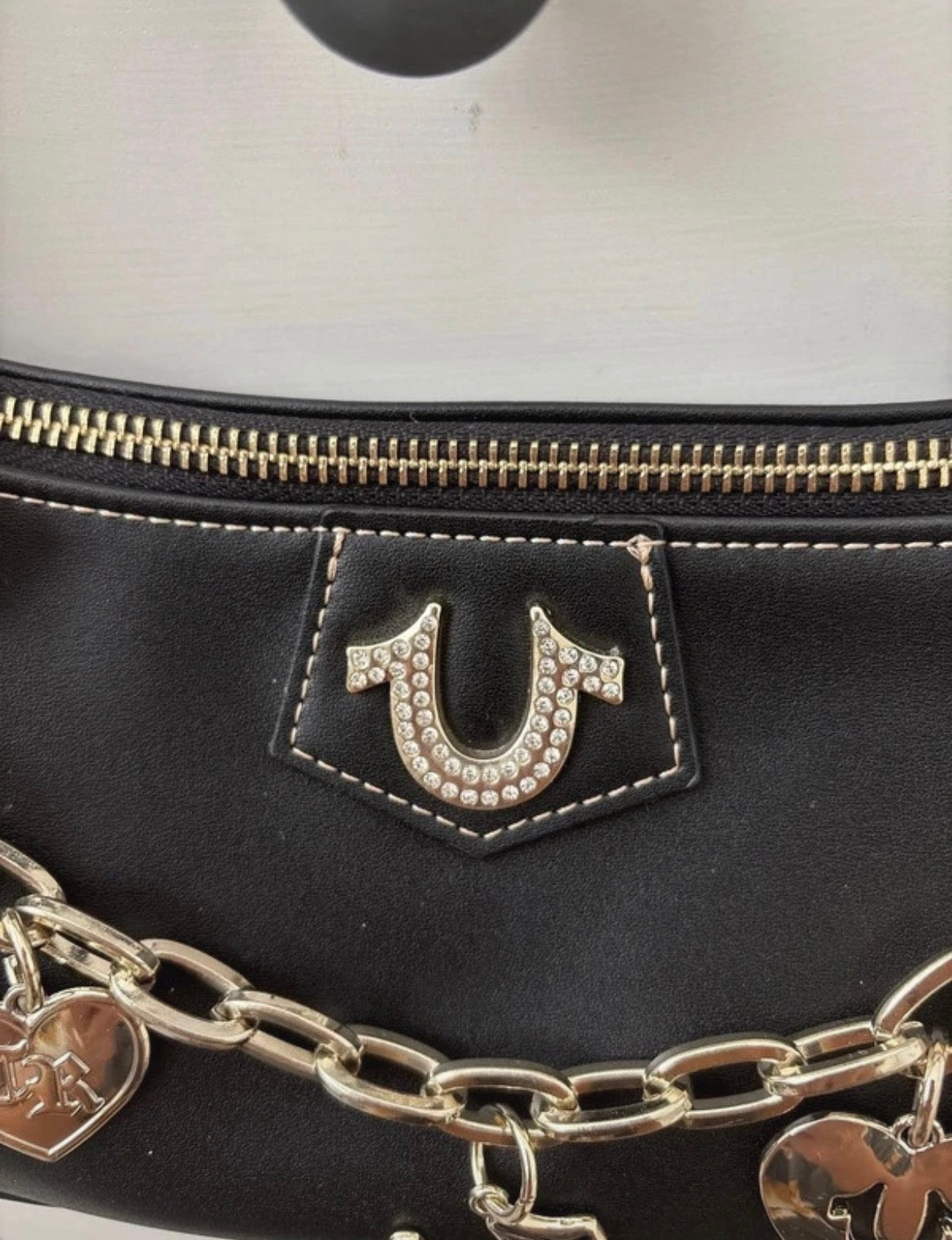 True Religion Black Charm Shoulder чанта