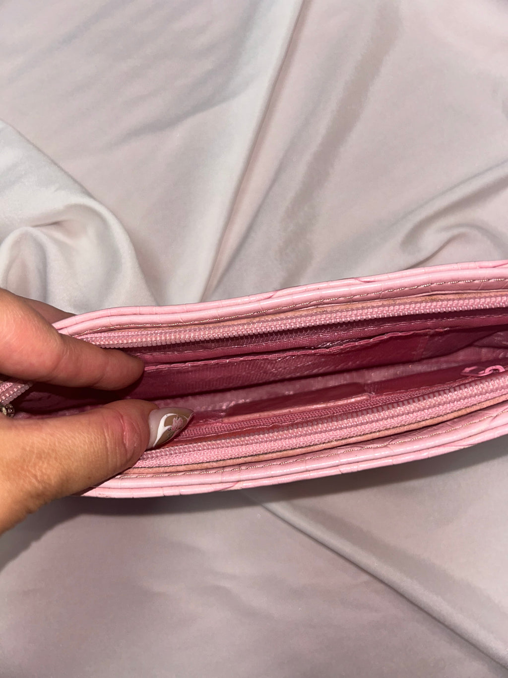 Vintage N.Y.C. pink croc shoulder чанта