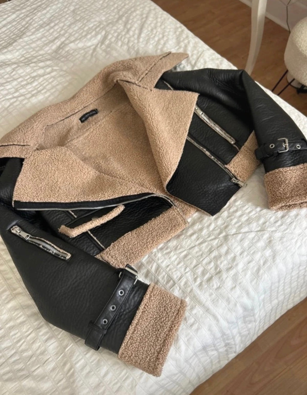 PrettyLittleThing Aviator яке с кожен ефект и пухкава подплата