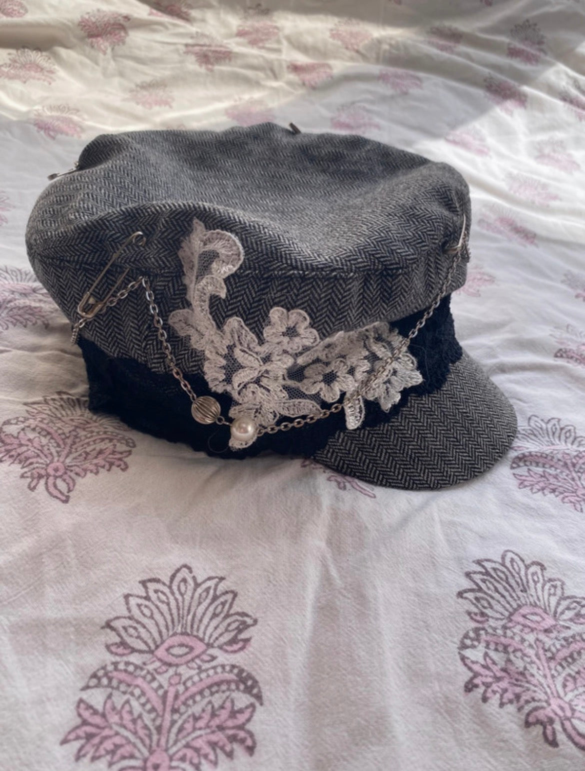 Upcycled Monsoon Herringbone Baker Boy шапка