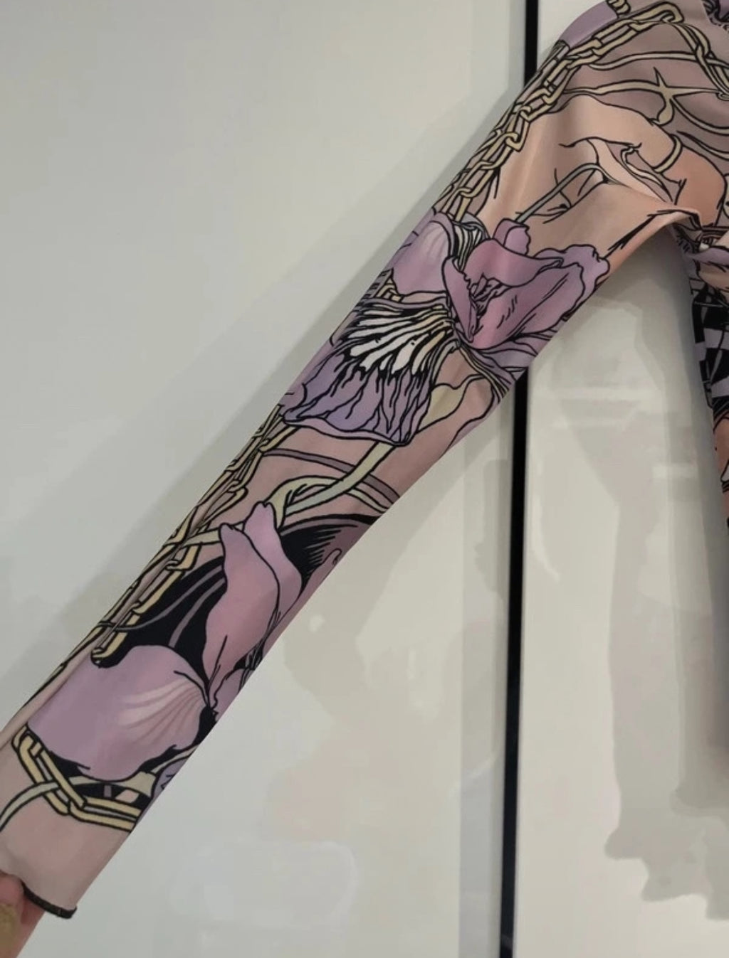 Rhi Dancey x Alice Bloomfield graphic топ