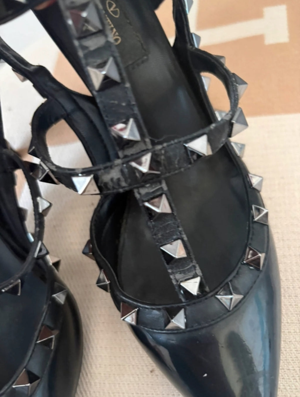 Valentino Garavani Rockstuds обувки на ток - 38