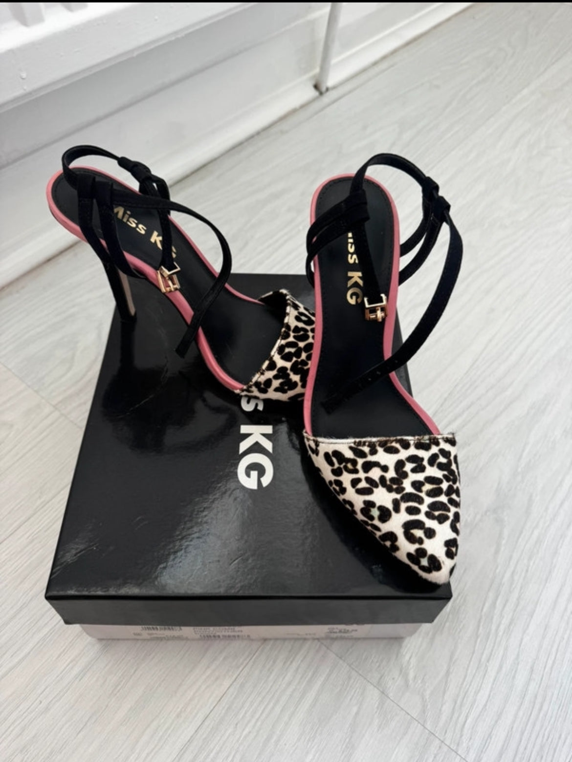 Kurt Geiger сандали на ток с леопардов принт - 38