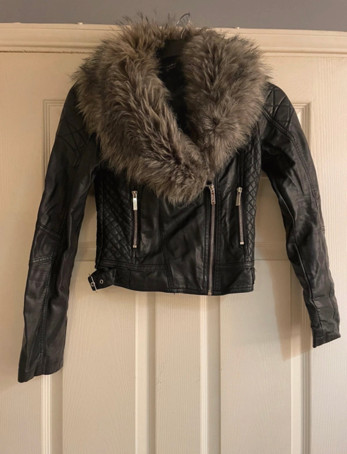 Lipsy London x Michelle Keegan Faux Leather Biker яке
