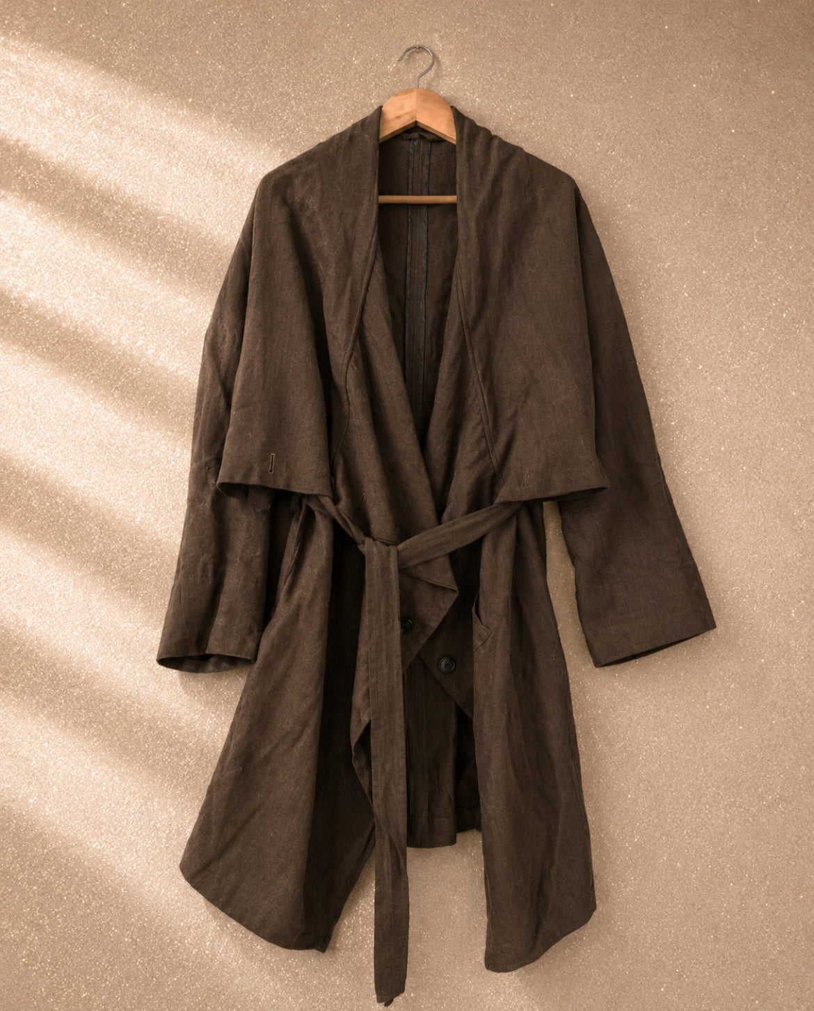Палто тип wrap на Ann Demeulemeester от лека вълна с колан