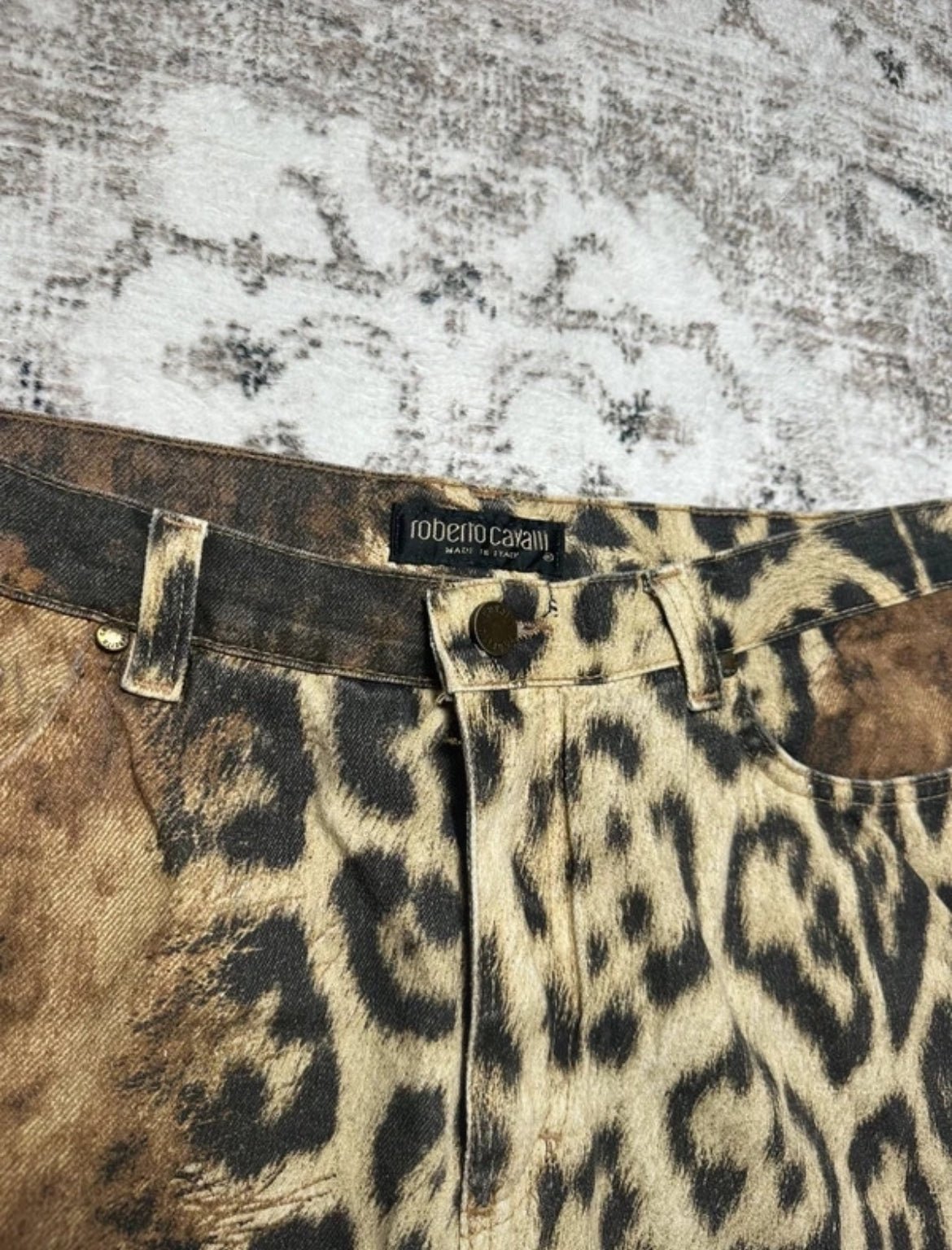 Архивен модел Roberto Cavalli FW2001 World Explosion – изключително редки дизайнерски дънки от колекция Есен/Зима 2001 - Sunday West Boutique