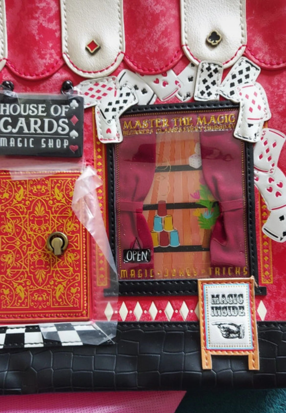 Чанта Vendula London House of Magic Bella Bag от колекция AW23 - Sunday West Boutique