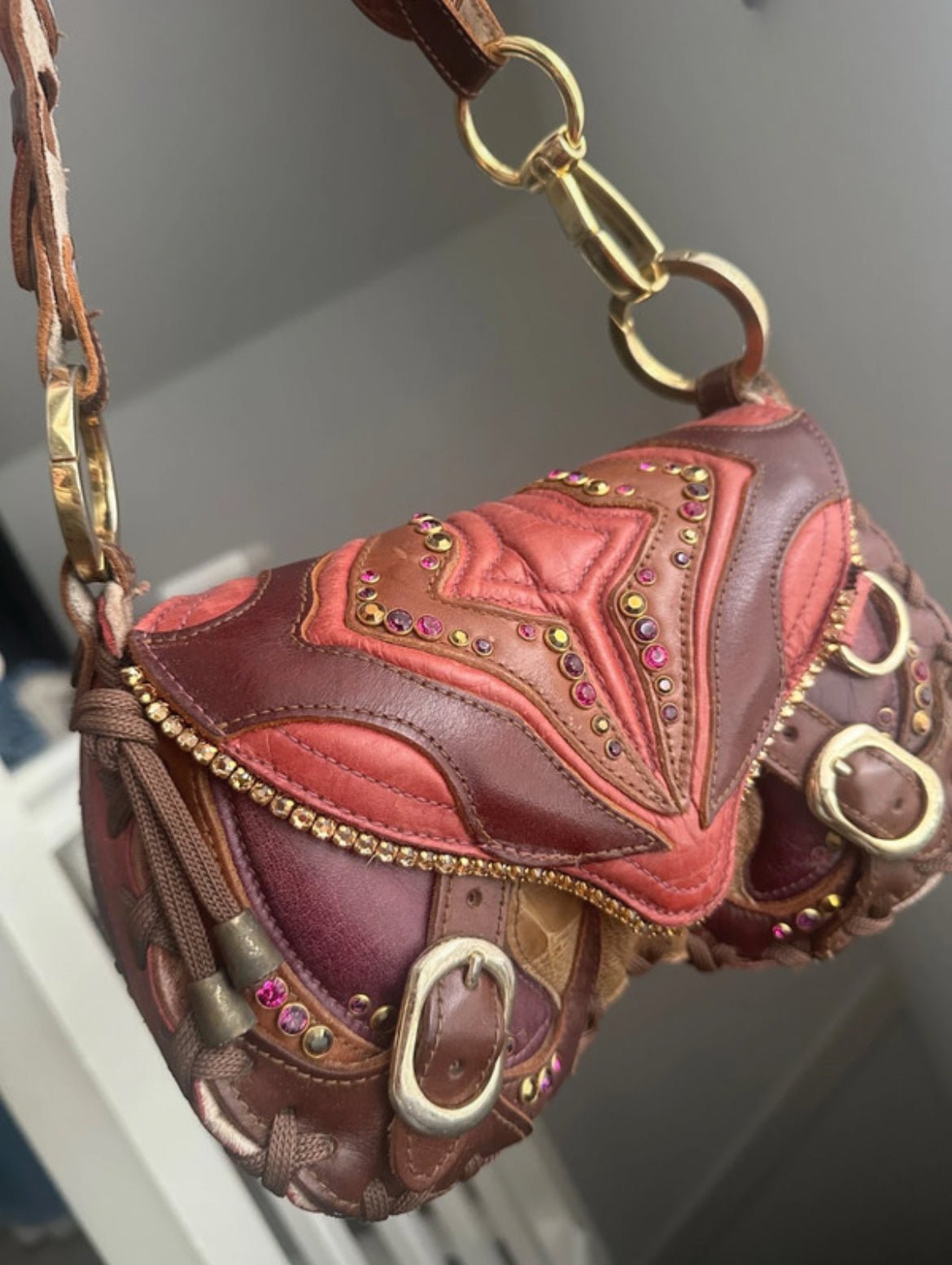 Дизайнерска чанта Bracher Emden, ръчно декорирана с кристали Swarovski - Sunday West Boutique