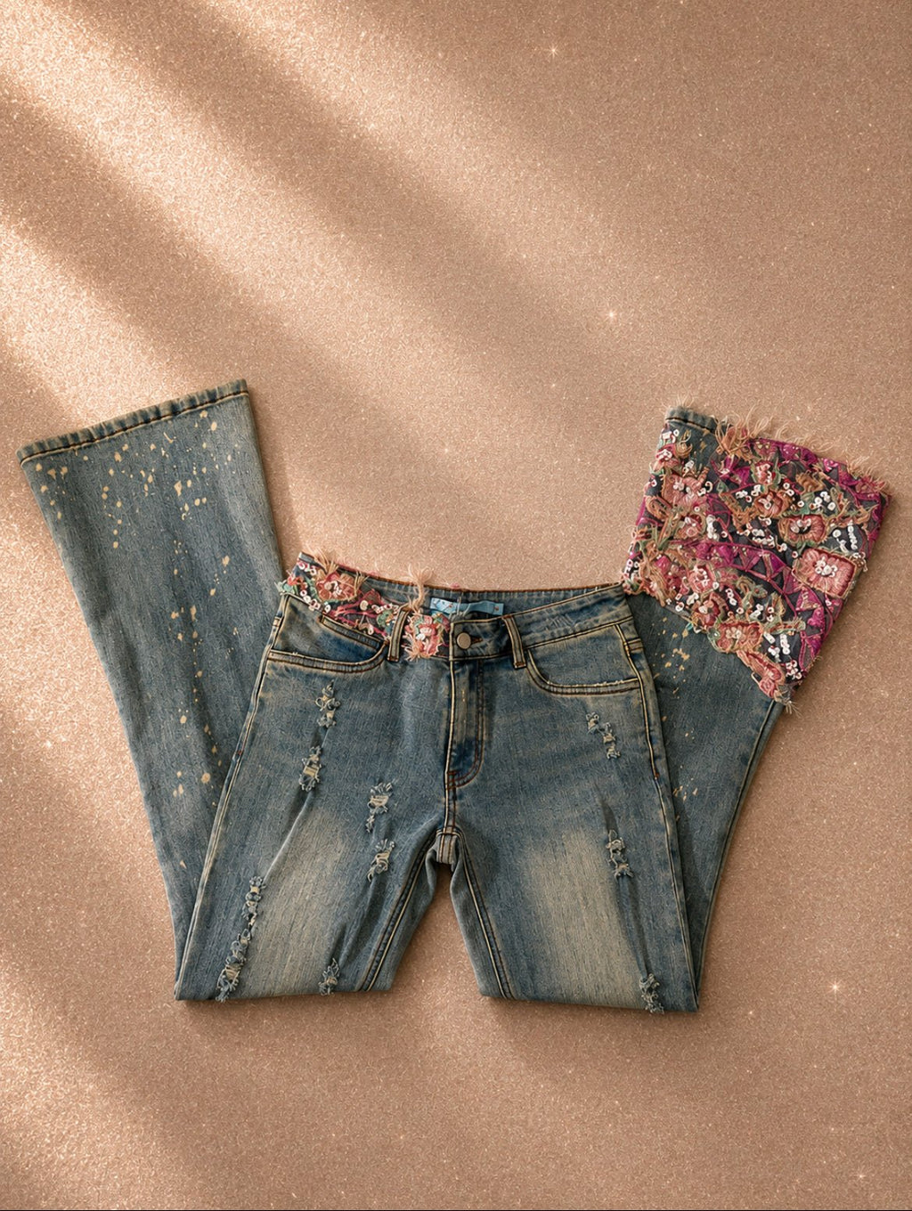 Fantastic Baby Y2K embellished low-rise дънки - Sunday West Boutique