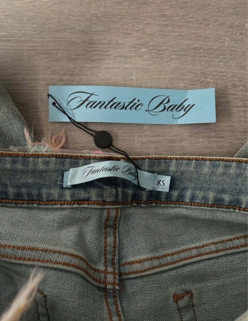 Fantastic Baby Y2K embellished low-rise дънки - Sunday West Boutique