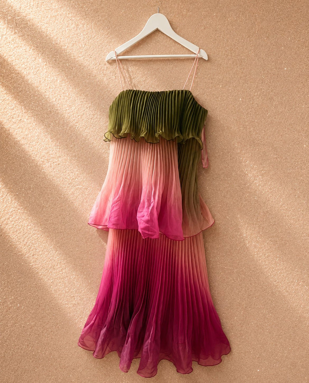 Karen Millen плисирана макси рокля в розово и зелено - Sunday West Boutique