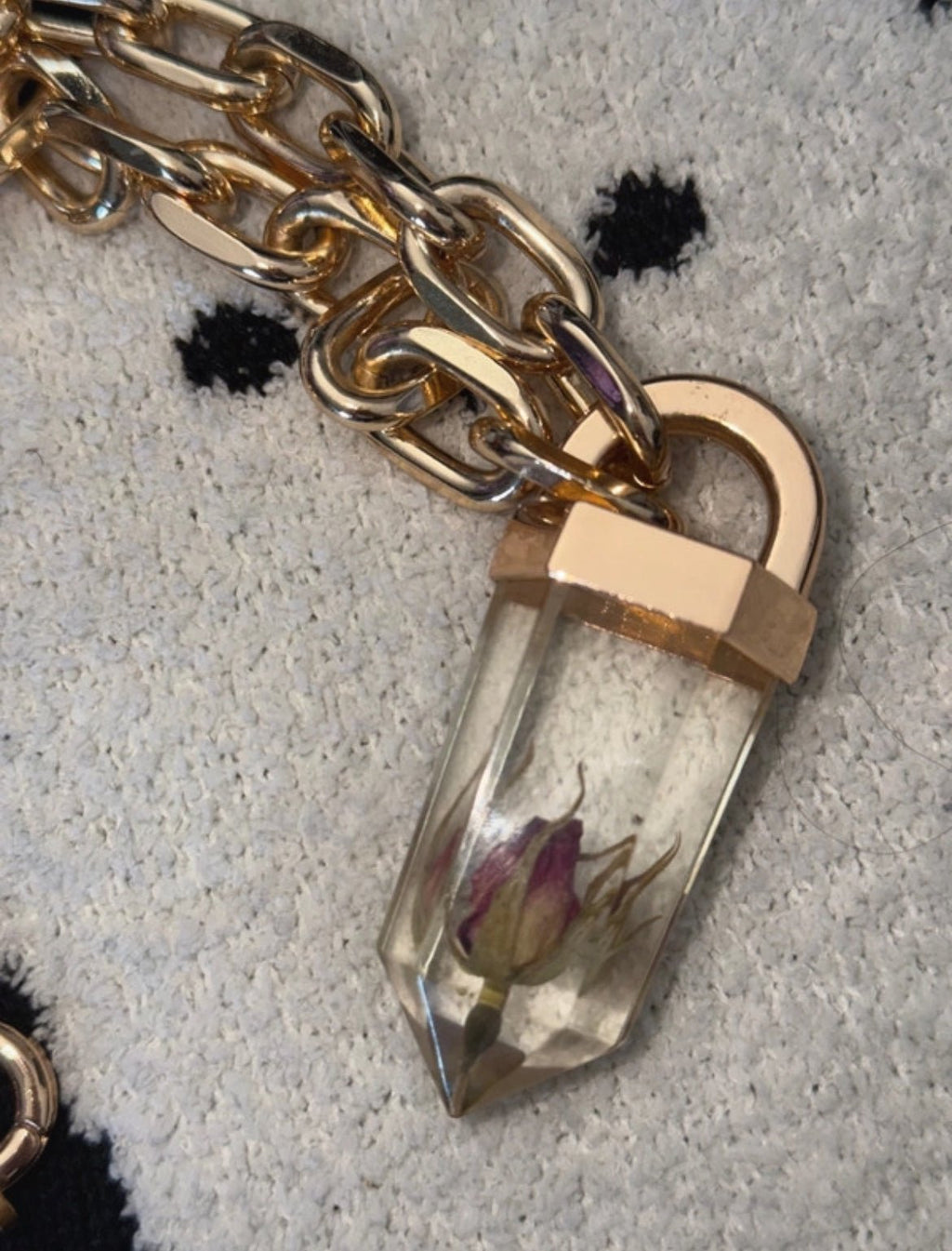 Колие Love Rokz Rosebud с истинска запазена розова пъпка - Sunday West Boutique