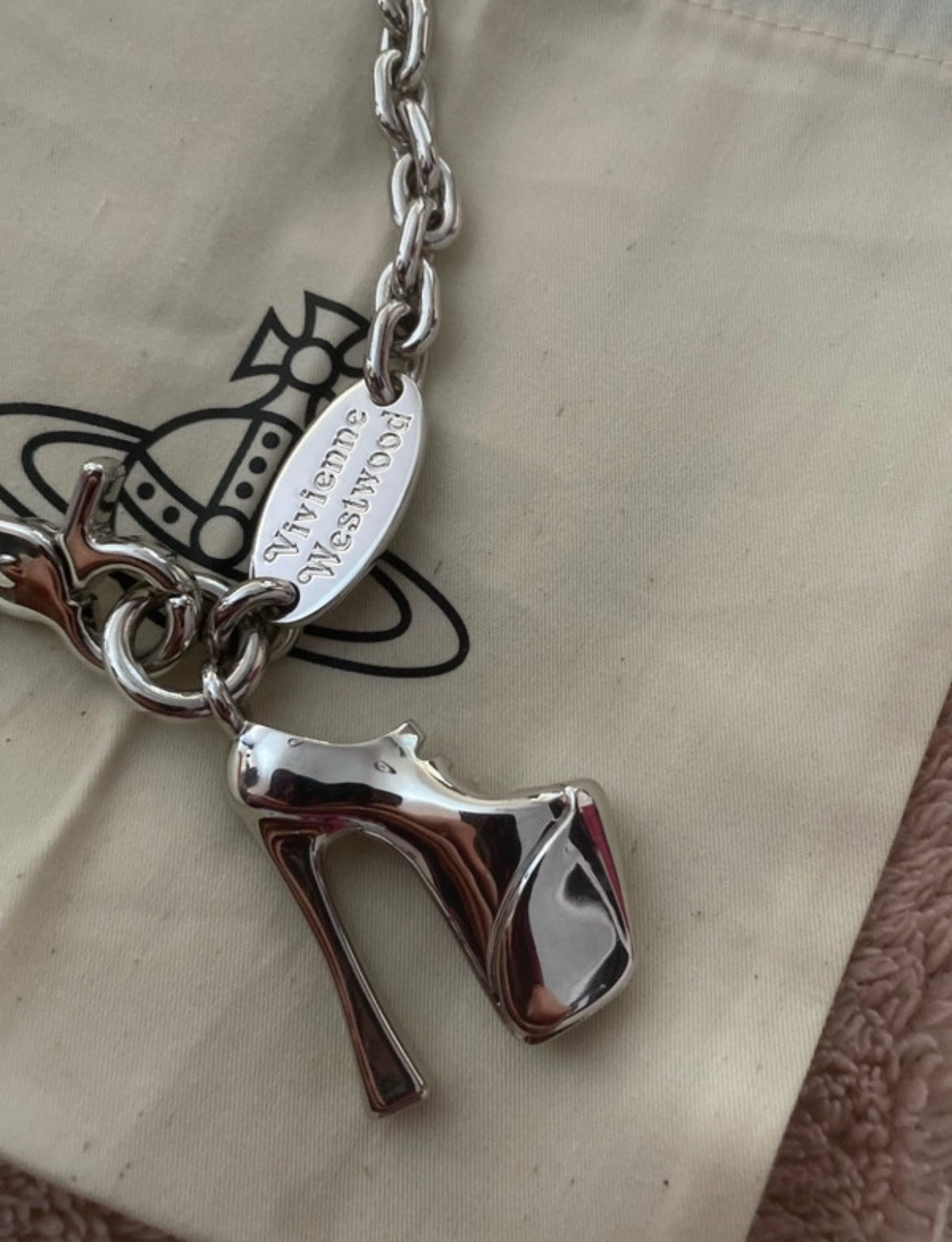 Колие Vivienne Westwood Alienor - Sunday West Boutique