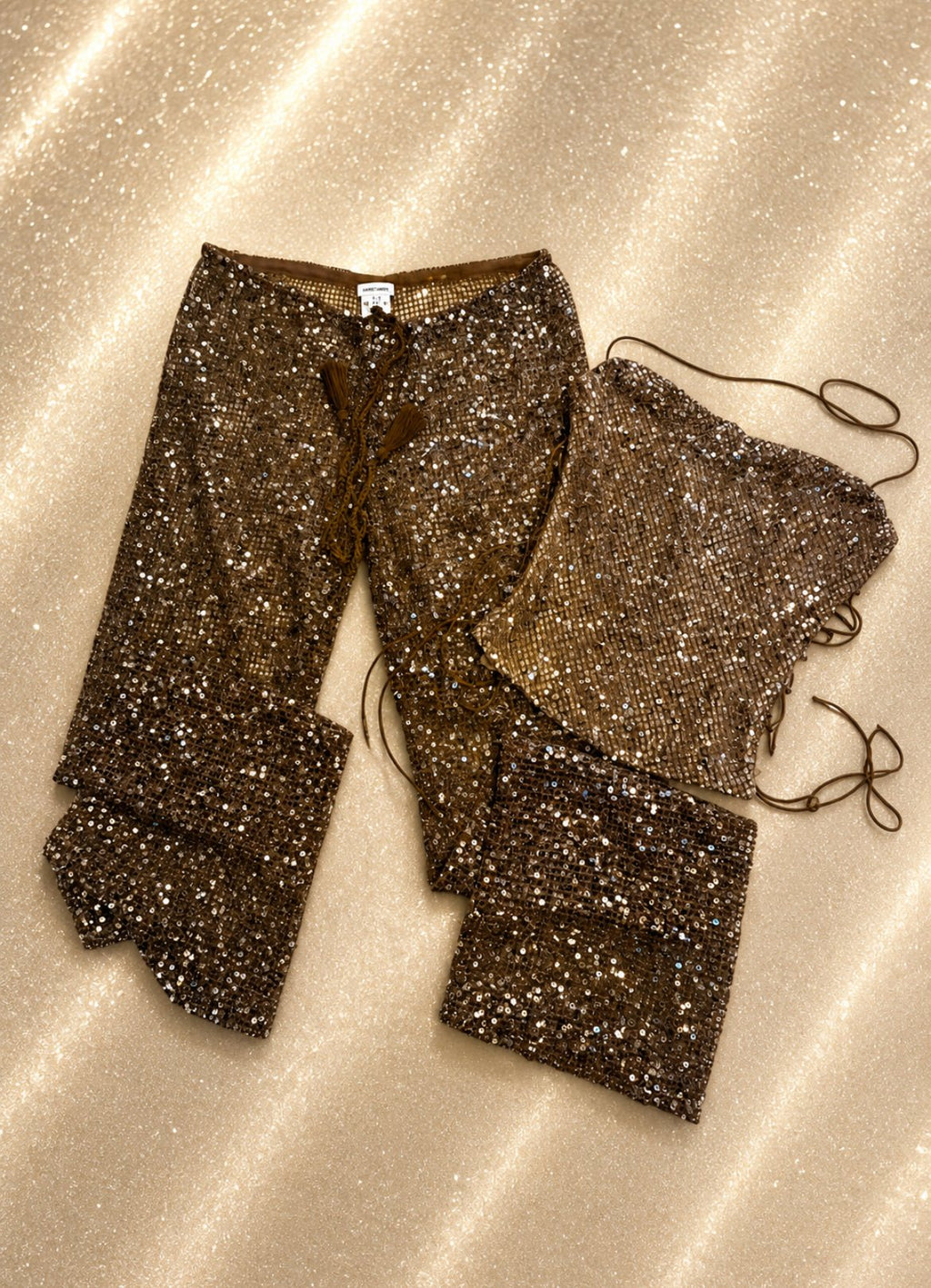 Комплект Jaded London Deva в цвят Sand с корсетен топ и панталон - Sunday West Boutique