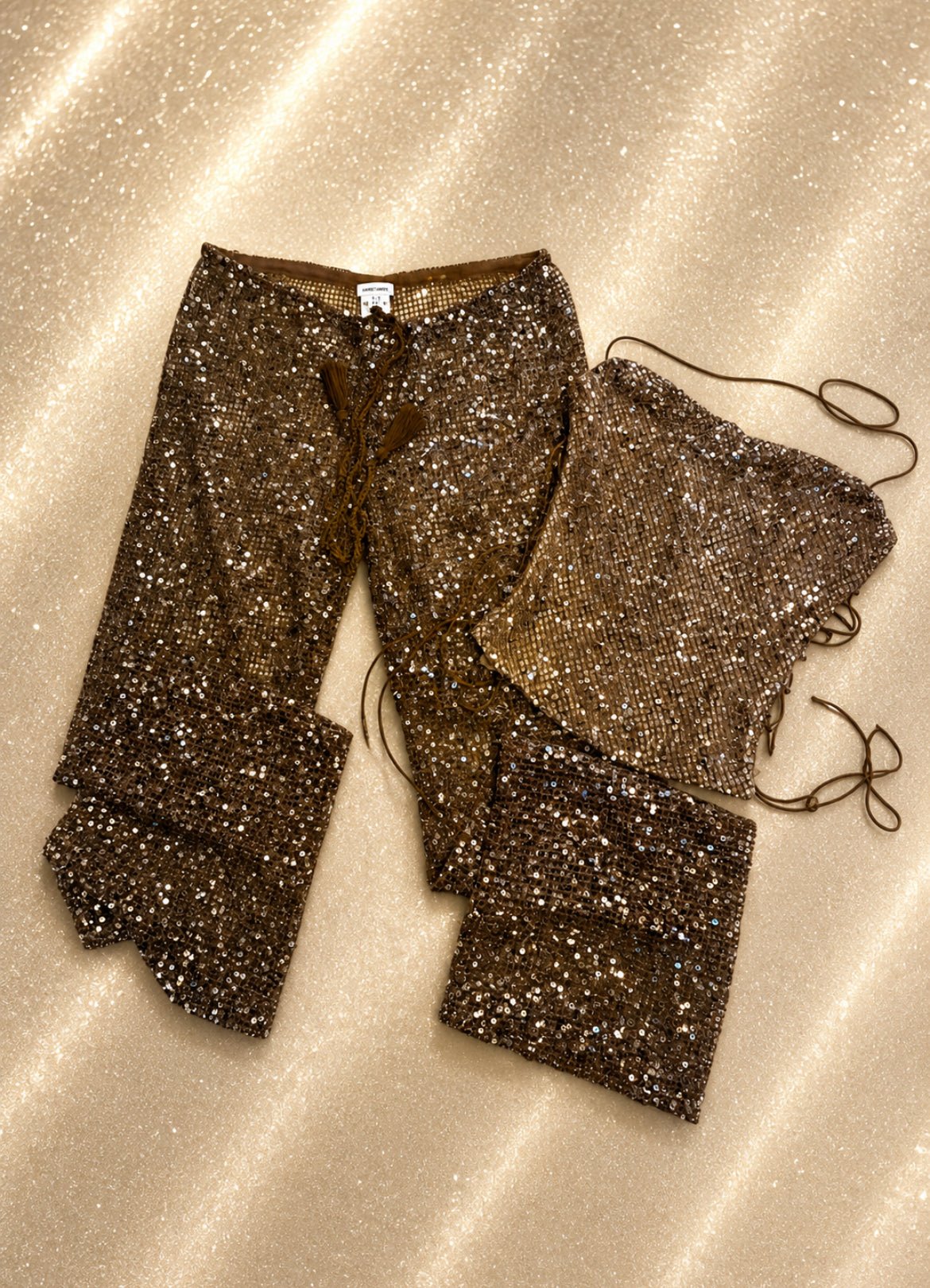 Комплект Jaded London Deva в цвят Sand с корсетен топ и панталон - Sunday West Boutique